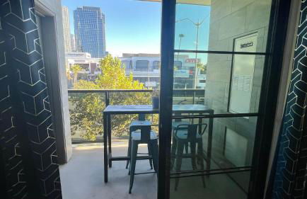 Century City Cozy 3 Bedroom Apartment with Parking 302,303 - Foto 16
