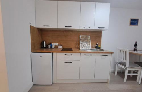 Apartments Orlić - Self check-in with code, WI-FI, Netflix, smart TV, garden, terrace - Photo 9