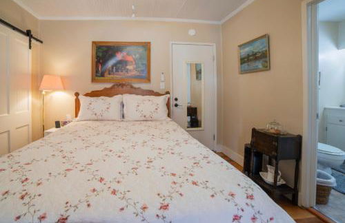 Sleeps 2 Private Entrance, Spa Tub, Near Casino - Foto 7