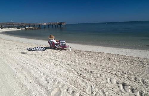 Your Happy Place ON THE BEACH! - Foto 5