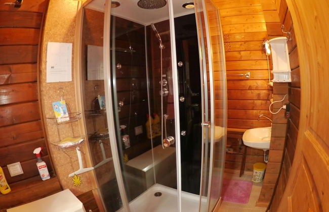 Detached Wooden House with Fireplace & Large Garden near Bad Wildungen - Foto 9