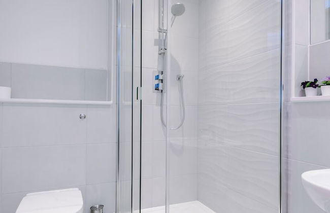 Hilltop Serviced Apartments - Northern Quarter - Photo 52