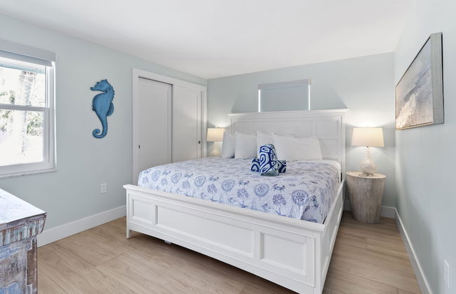 Siesta Key Island Rentals - Photo 32