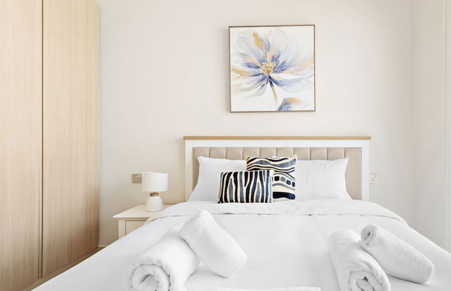 WelHome - Breathtaking View 1BR Apt in Damac Hills 2 - Foto 5