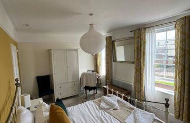 Victorian Escape in Exmouth - Photo 4