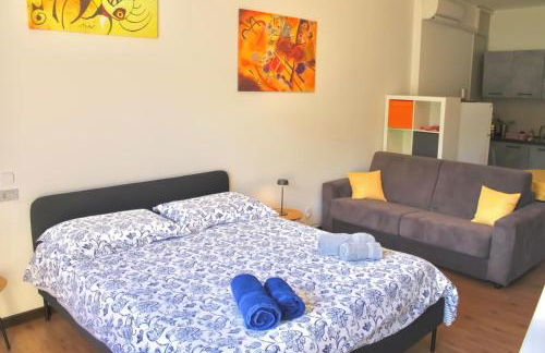 LakeStudio with Private Beach - Photo 31