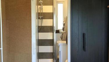 Small self contained room - Foto 5