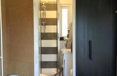 Small self contained room - Foto 5