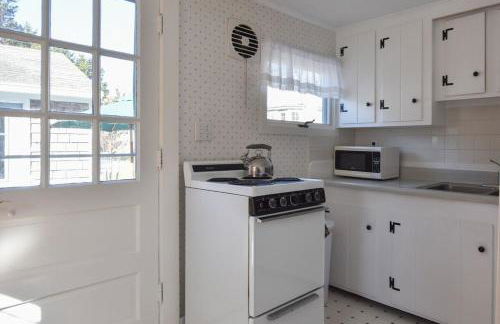 15556 - Walk to Skaket Beach or Bike to Rail Trail w Outdoor Shower SUP Board Ping Pong Table - Foto 11