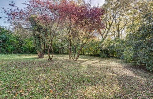 Nashville's Primrose Cottage in Hip Belmont Area - Foto 28