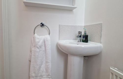 Woldcarr - Modern house with parking - Foto 28