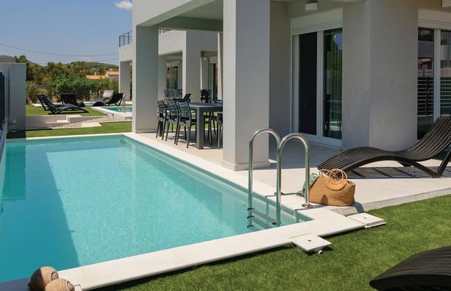 Komos Villas by Airstay - Foto 1