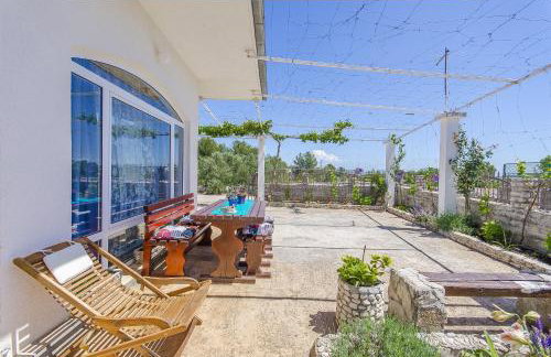 House Mladen - Photo 3