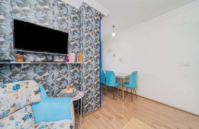 Capacious Flat With Terrace in Central Muratpasa - Photo 5