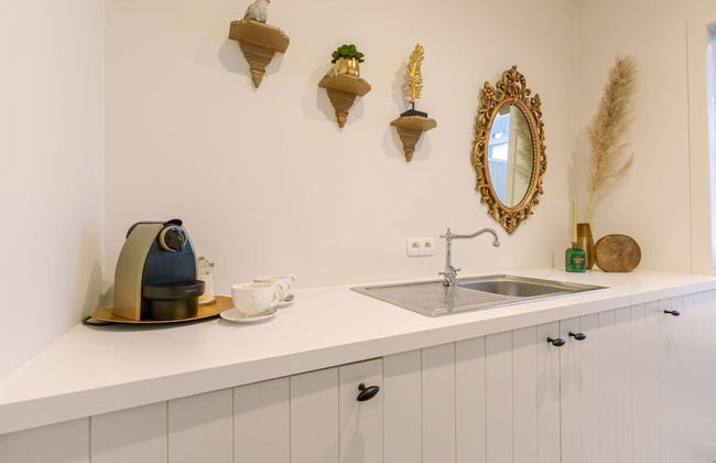 Art Deco Style Studio in the Heart of Bruges - Photo 29