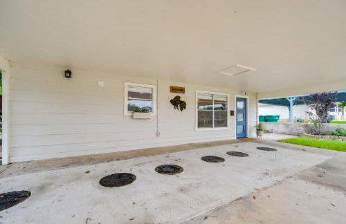 Lakefront Granite Shoals Escape with Dock! - Foto 34