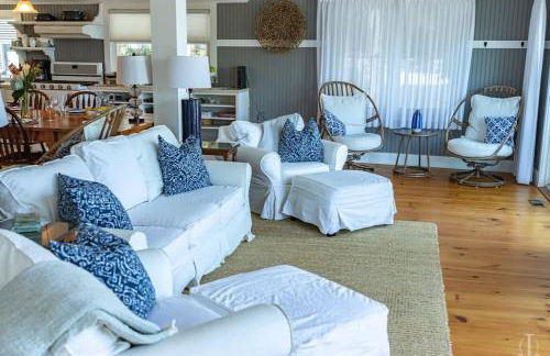 Beautiful Home 30 Feet from the Sand at Spofford Lake! - Foto 15