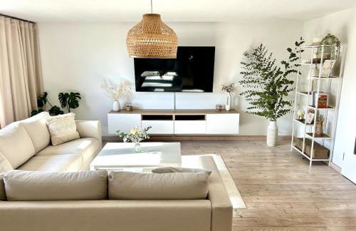 Wunderschöne moderne Wohnung mit Balkon - Foto 14