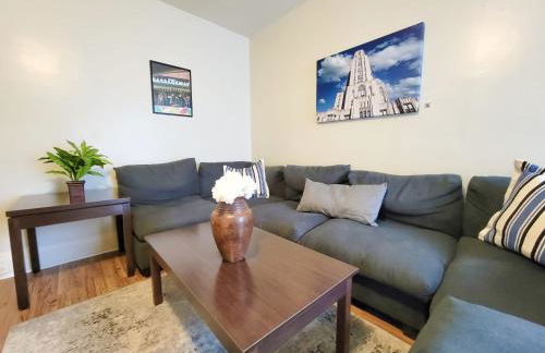 Steps Away From Hospital - 2 Queen Bed - City View - Foto 1