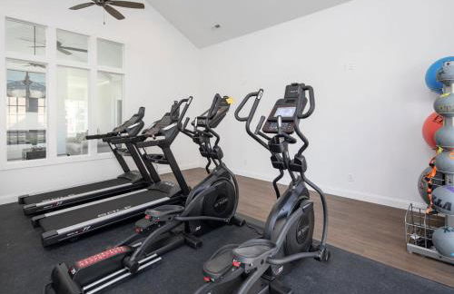 Landing Stylish 2BD Gym Clubhouse - Photo 20