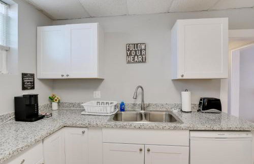 Deck and Shared Hot Tub Apt 3 Mi to Dtwn Galveston! - Foto 12