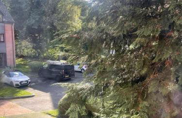 2 Bedroom Flat Bracknell Free Parking - Photo 6