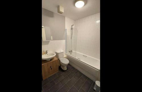 One bedroom with Great city views - Photo 6