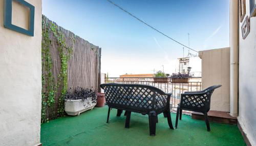 Penthouse with Terrace in the Heart of Valencia - Photo 1