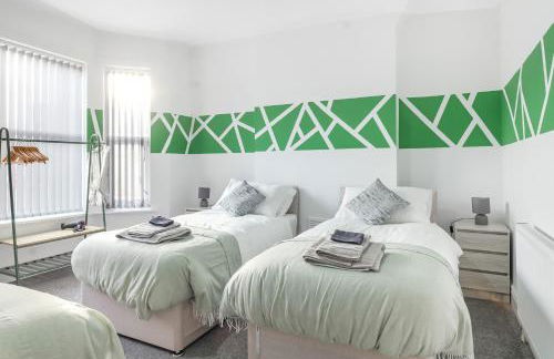 Contractor Luxury Home - Long Stays - 4 Bedrooms - Sleep 8 - Zip & Link Beds - Ultra Fast WiFi - Free Parking - Foto 33