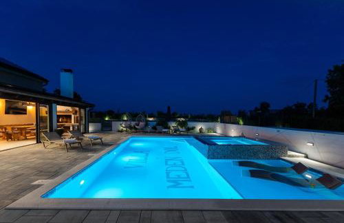 Luxury Villa Meden Dol with heated pool, Hot-Tub, 2 Saunas - Foto 3