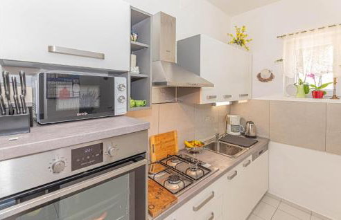 Amazing Home In Oklaj With Wifi - Foto 5