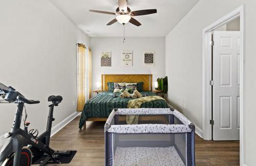 13 mins to Downtown & Stadium - Game Room - Game Day - Foto 22