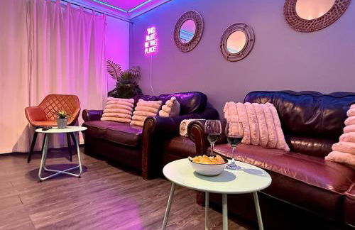 Beautiful 5-Bed East Sussex Home with Hot Tub - Foto 11