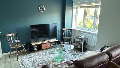 Beautiful 2 bedroom flat - Photo 2