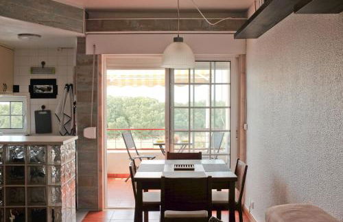 Like-home-T1 Apt-Sea View, near the beach - Photo 8