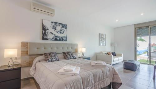 Villa Isabella, Luxury Villa with Heated Pool Ocean View in Adeje, Tenerife - Foto 4