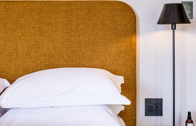 Experience Tranquility at Kelvin Urban Retreat - Photo 50