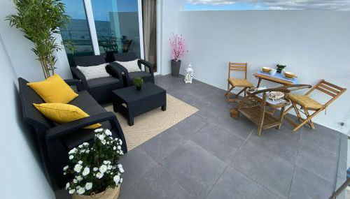 South Sea Rooftop - Photo 2