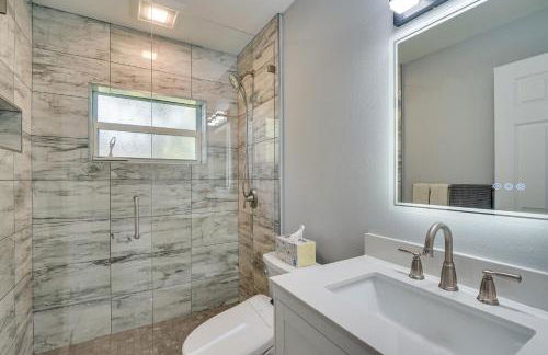 Game Room and Screened Lanai Pine Island Getaway! - Foto 13