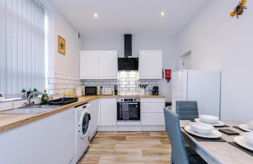 Contractor, Relocation, insurance , 4 bedroom property, Bury - Foto 1