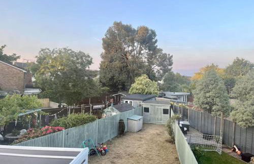 Semi Detached House in Aldershot - Foto 55