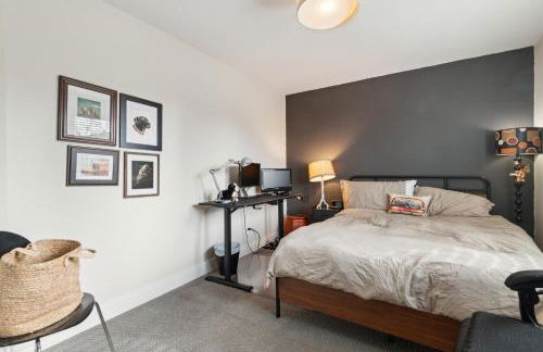 Spacious Family Retreat - Media Room & Patio home - Foto 26