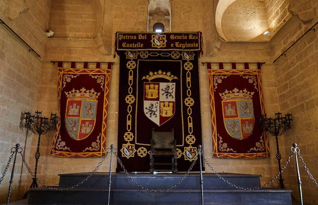 Entrada al castillo de Almodóvar del Río - Foto 4