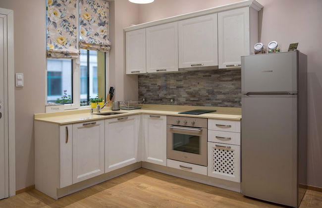 The North Tower Apartment - Photo 15