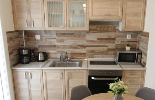 Newly Renovated Central 2 Bedroom Apartment in Kozani - Foto 11