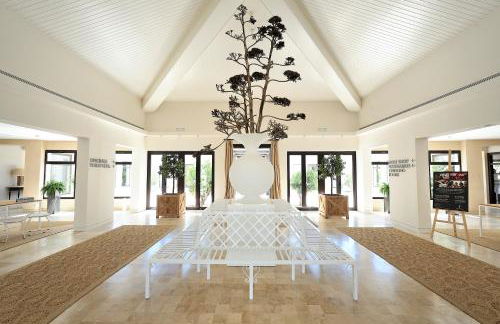 Las Colinas Golf & Country Club Residences - Foto 2