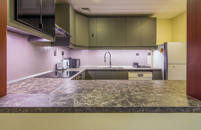 Jbr Very Cozy 2 Br Apartment High Floor Sea View - Foto 9