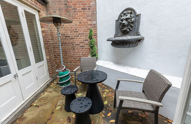 JOIVY Stunning 6-bed house near Harrods in Knightsbridge - Photo 22