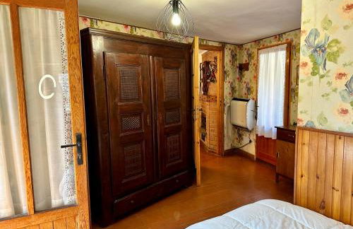 Cozy Three-Room Apartment with Mountain View & Parking - Ussin Chalet - Valtournenche - Foto 24