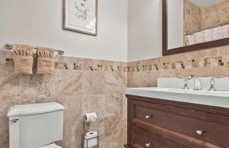 HUGE Cozy Jersey City Oasis with Double Balcony - 20 mins to NYC - Foto 23